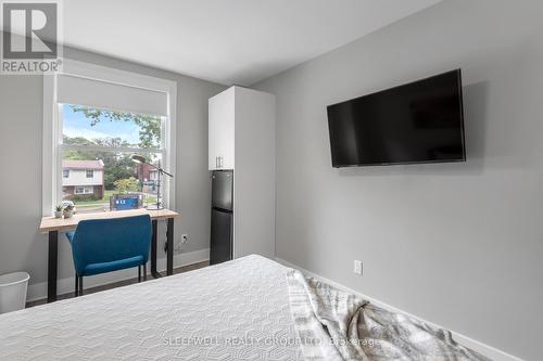 80 Nelson Street, Ottawa, ON - Indoor Photo Showing Bedroom