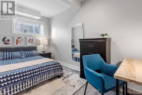 80 Nelson Street, Ottawa, ON - Indoor Photo Showing Bedroom
