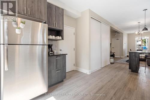 80 Nelson Street, Ottawa, ON - Indoor Photo Showing Kitchen