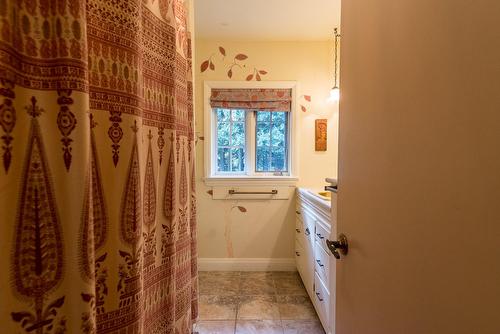 Salle de bains - 15 Rue Lynch, Lac-Brome, QC - Indoor Photo Showing Other Room