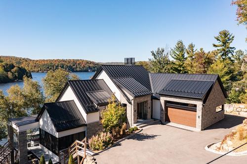 Façade - 140 Ch. Hunter, Saint-Hippolyte, QC - Outdoor