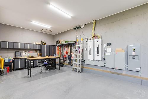 Garage - 140 Ch. Hunter, Saint-Hippolyte, QC - Indoor