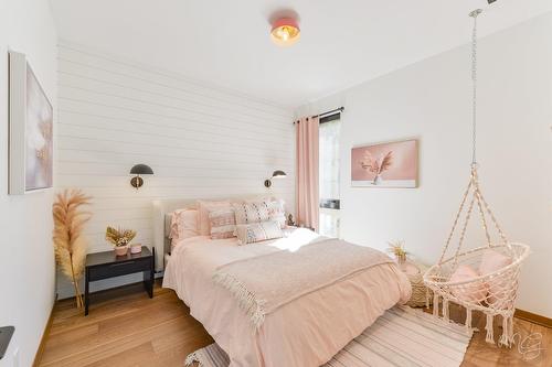 Chambre à coucher - 140 Ch. Hunter, Saint-Hippolyte, QC - Indoor Photo Showing Bedroom