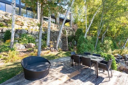 Vue sur l'eau - 140 Ch. Hunter, Saint-Hippolyte, QC - Outdoor With Deck Patio Veranda