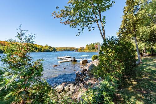 Vue sur l'eau - 140 Ch. Hunter, Saint-Hippolyte, QC - Outdoor With Body Of Water With View