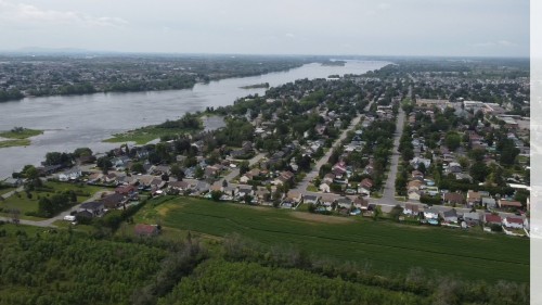 Vue d'ensemble - Boul. Lévesque E., Laval (Saint-François), QC 