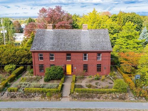 654 Main Street, Wolfville, NS 