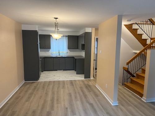 Salle à manger - 293 Place Samson, Laval (Chomedey), QC 