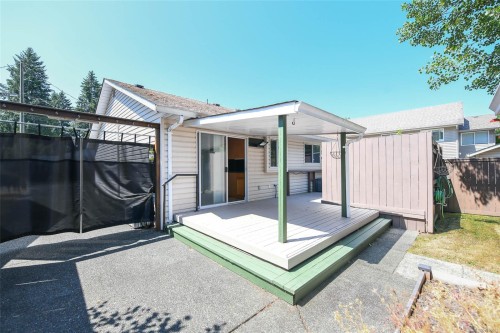 B-1250 Stewart Ave, Courtenay, BC - Outdoor