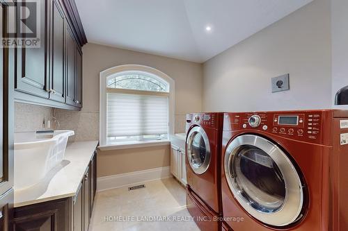 205 Tilford Road, Oakville, ON - Indoor Photo Showing Laundry Room