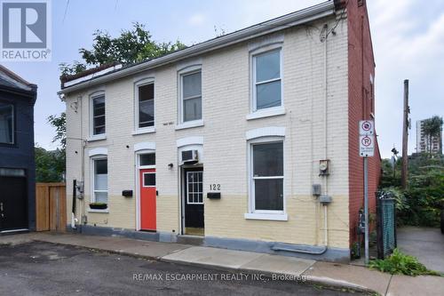 122 EVANS STREET  Hamilton, ON L8L 1W7