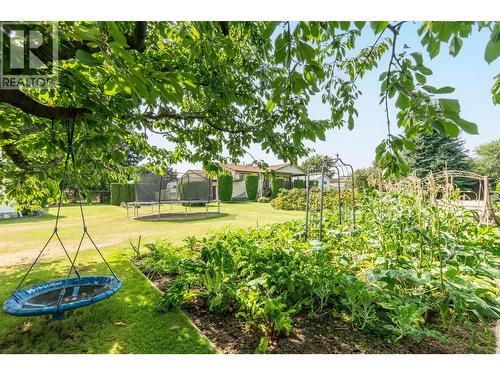 350 Fleming Road, Kelowna, BC - Outdoor