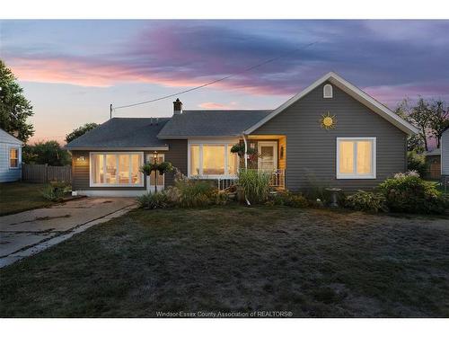 583 WALLACE  Windsor, ON N9G 1M1