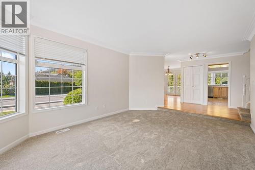 398 Mctavish Road, Kelowna, BC - Indoor Photo Showing Other Room