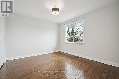 256 Zelda Crescent, Richmond Hill, ON - Indoor Photo Showing Other Room