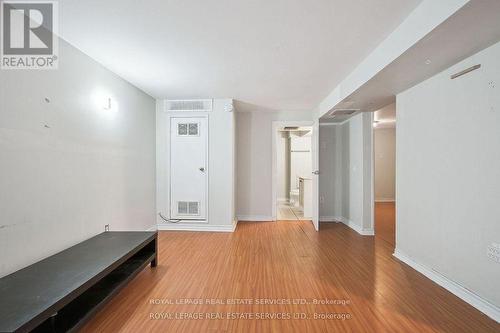 256 Zelda Crescent, Richmond Hill, ON - Indoor Photo Showing Other Room