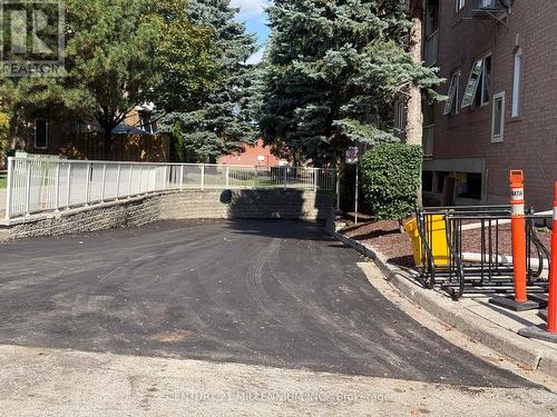 164 - 85 Bristol Road E, Mississauga, ON - Outdoor