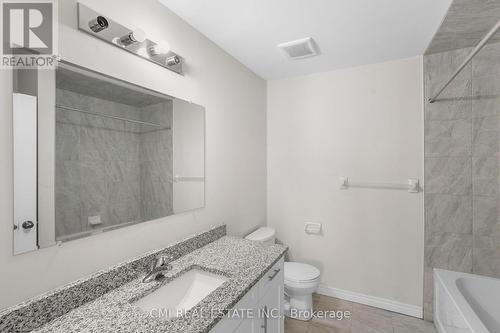 32 Alayche Trail, Welland, ON - Indoor Photo Showing Bathroom