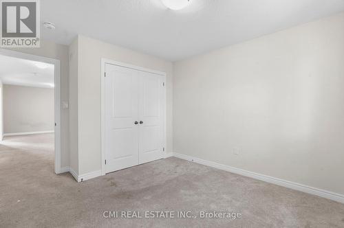 32 Alayche Trail, Welland, ON - Indoor Photo Showing Other Room