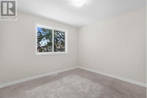 32 Alayche Trail, Welland, ON - Indoor Photo Showing Other Room