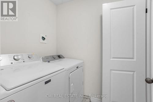 32 Alayche Trail, Welland, ON -  Photo Showing Laundry Room