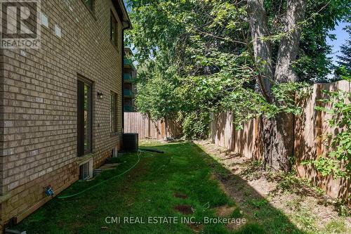 32 Alayche Trail, Welland, ON - Outdoor