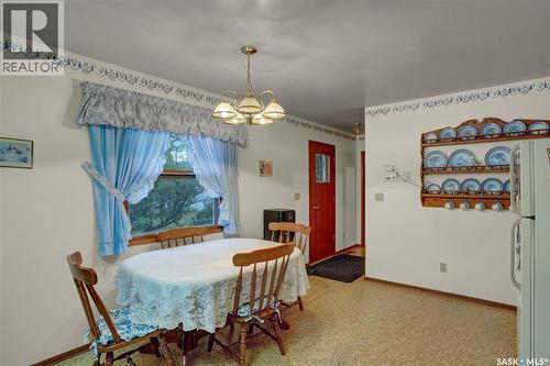 524 6Th Avenue E, Assiniboia, SK - Indoor Photo Showing Dining Room
