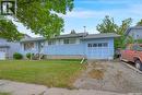 524 6Th Avenue E, Assiniboia, SK  - Outdoor 