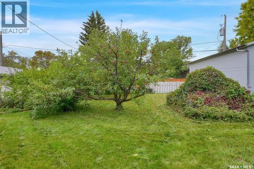 524 6Th Avenue E, Assiniboia, SK - Outdoor