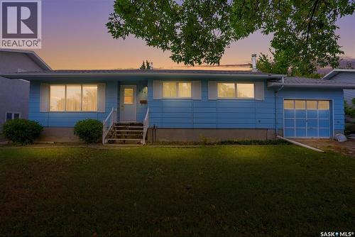 524 6th AVENUE E  Assiniboia, SK S0H 0B0