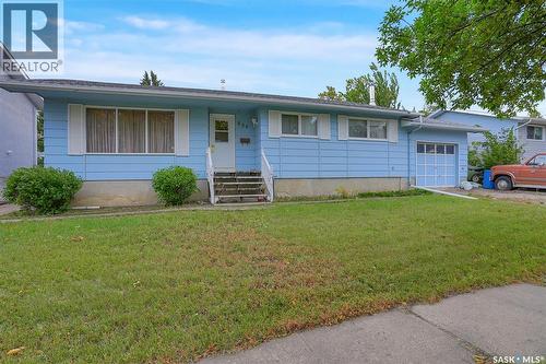 524 6Th Avenue E, Assiniboia, SK - Outdoor