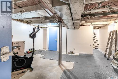 2256 Pasqua Street, Regina, SK - Indoor