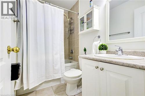 1633 Frolis Street, Oshawa, ON - Indoor Photo Showing Bathroom