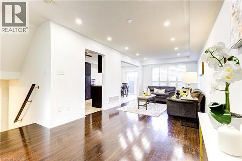 1633 Frolis Street, Oshawa, ON - Indoor