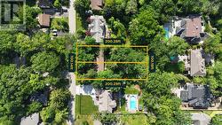 1252 MONA ROAD  Mississauga, ON L5G 3A1