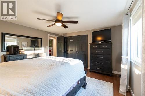 2577 Kaymar Crescent, Sarnia, ON - Indoor Photo Showing Bedroom