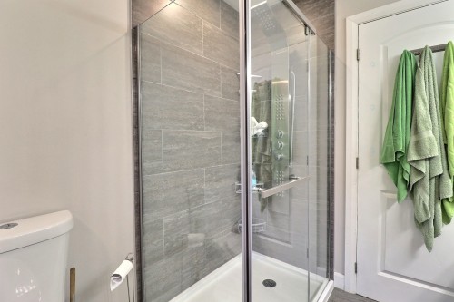 Salle de bains - 672 Ch. Du Poisson-Blanc, Denholm, QC - Indoor Photo Showing Bathroom