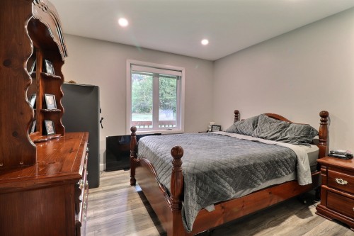 Chambre à coucher principale - 672 Ch. Du Poisson-Blanc, Denholm, QC - Indoor Photo Showing Bedroom