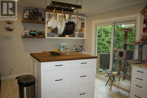 500 Aberdeen Street, Renfrew, ON - Indoor