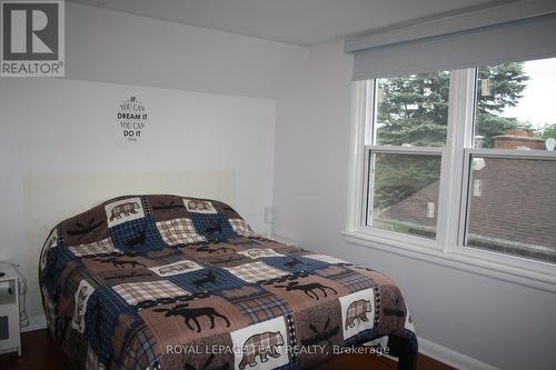 500 Aberdeen Street, Renfrew, ON - Indoor Photo Showing Bedroom