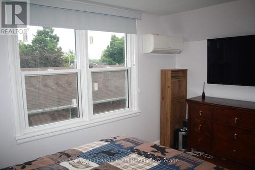 500 Aberdeen Street, Renfrew, ON - Indoor Photo Showing Bedroom