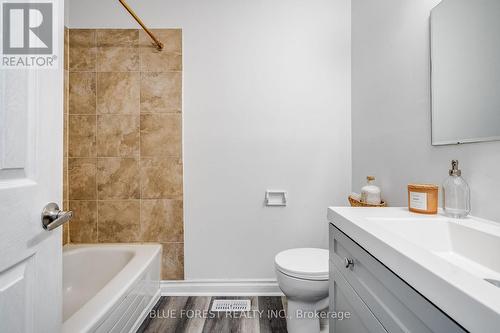 69 Bridle Path Road, Chatham-Kent (Wallaceburg), ON - Indoor Photo Showing Bathroom