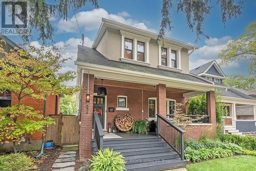 534 HAGER AVENUE  Burlington, ON L7S 1P3