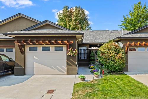 3871 Sonoma Pines Drive, West Kelowna, BC - Outdoor