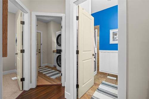 3871 Sonoma Pines Drive, West Kelowna, BC - Indoor Photo Showing Other Room