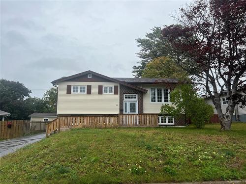 11 Robertson Avenue  Gander, NL A1V 1X8