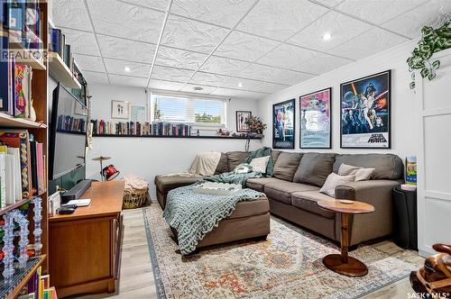 1519 Grandview Street W, Moose Jaw, SK - Indoor Photo Showing Other Room