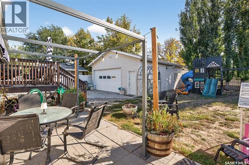 1519 Grandview Street W, Moose Jaw, SK - Outdoor With Deck Patio Veranda
