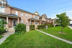 5371 TENTH LINE W  Mississauga, ON L5M 0V7