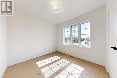 5371 Tenth Line W, Mississauga, ON - Indoor Photo Showing Other Room